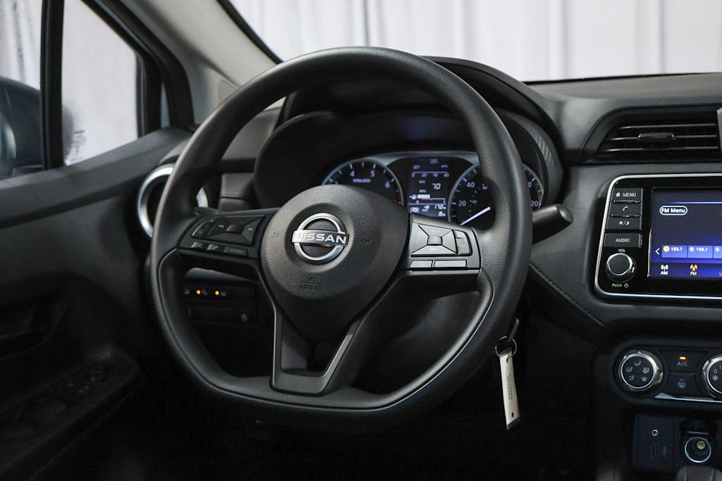 2025 Nissan Versa S 9