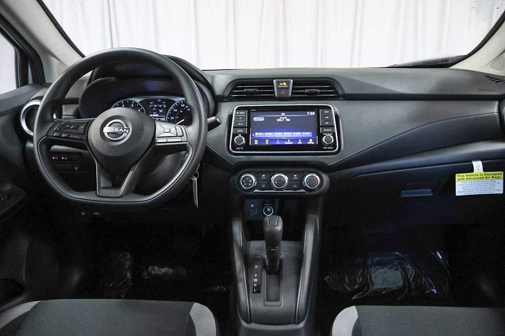 2025 Nissan Versa S 2