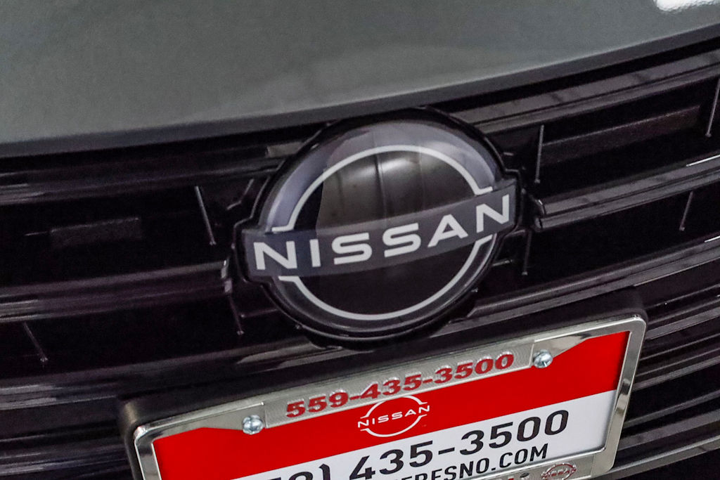 2025 Nissan Versa SV 6