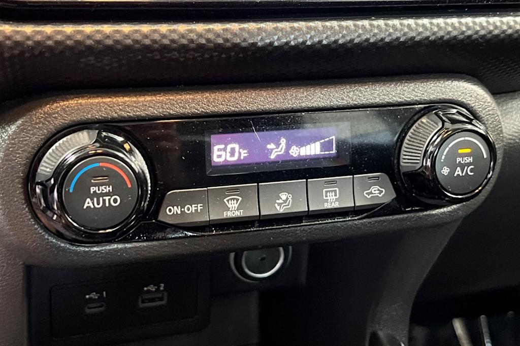 2021 Nissan Kicks SV 23