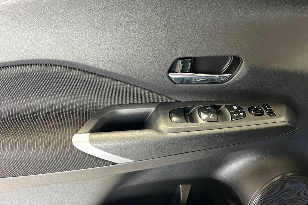 2021 Nissan Kicks SV 20