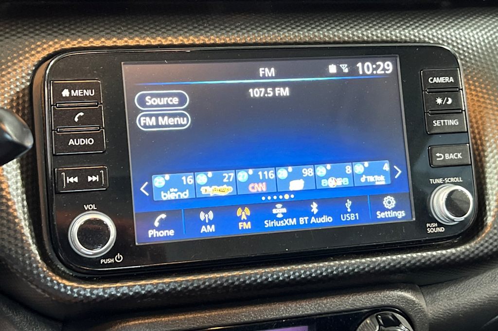 2021 Nissan Kicks SV 12