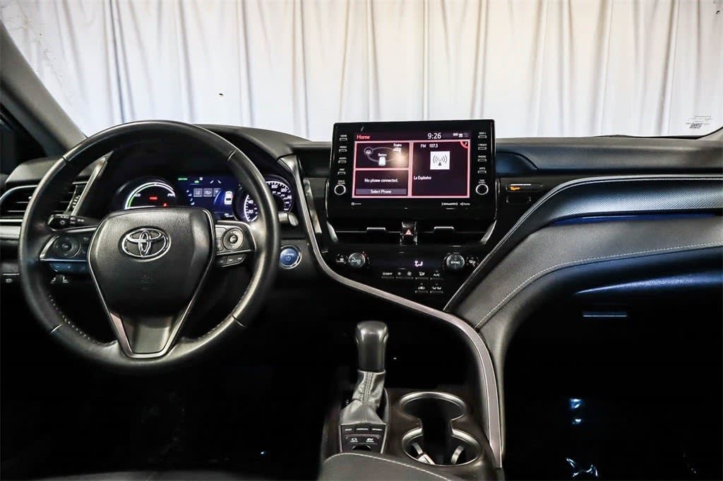 2023 Toyota Camry XSE 2