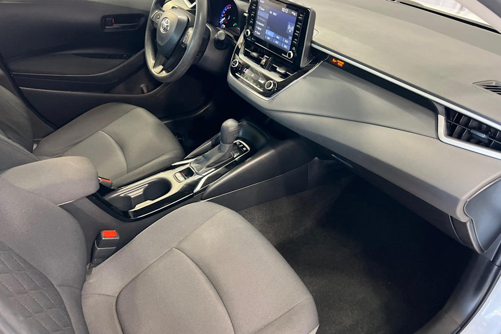 2022 Toyota Corolla LE 9