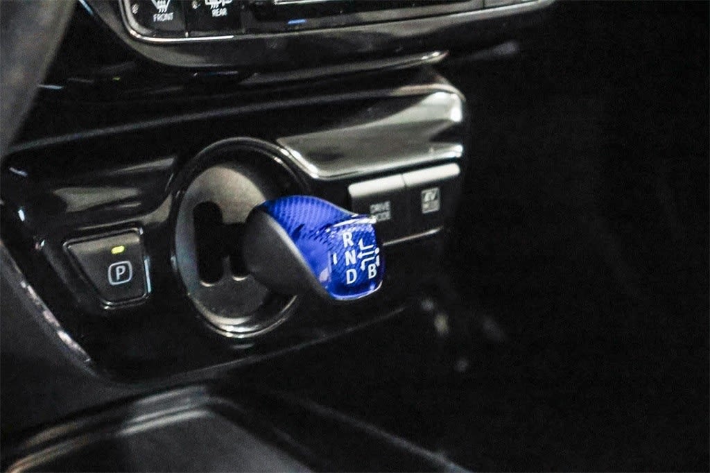 2022 Toyota Prius L Eco 14