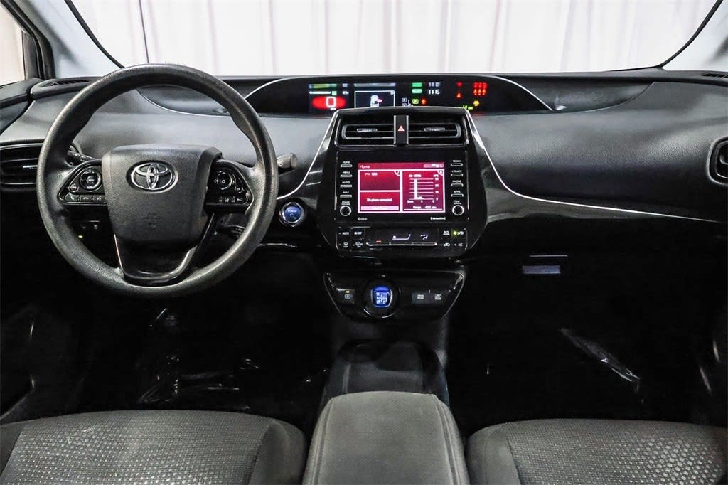 2022 Toyota Prius L Eco 2