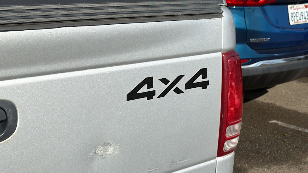 Thumbnail: 2002 Dodge Dakota - 12