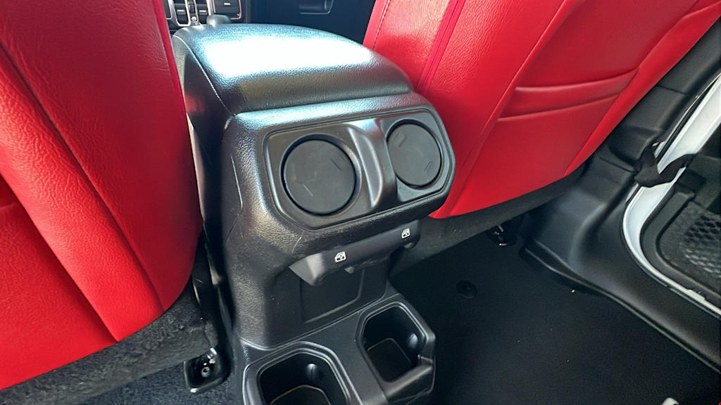 2021 Jeep Wrangler Unlimited Sport 29