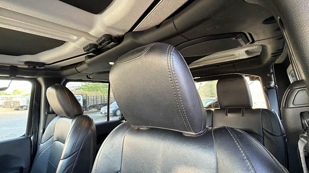 Thumbnail: 2021 Jeep Wrangler - 10