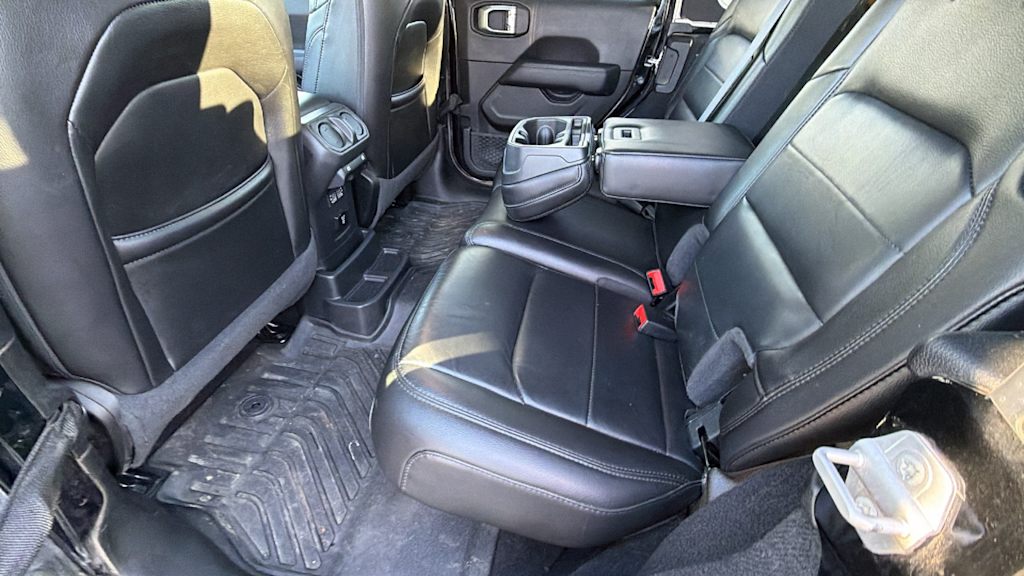 Thumbnail: 2021 Jeep Wrangler - 11