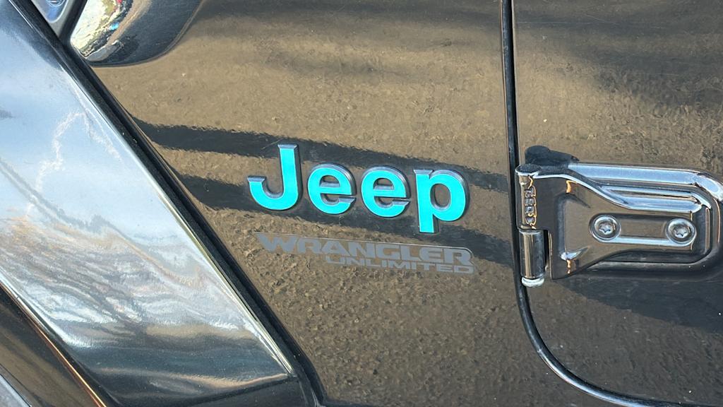 Thumbnail: 2021 Jeep Wrangler - 7