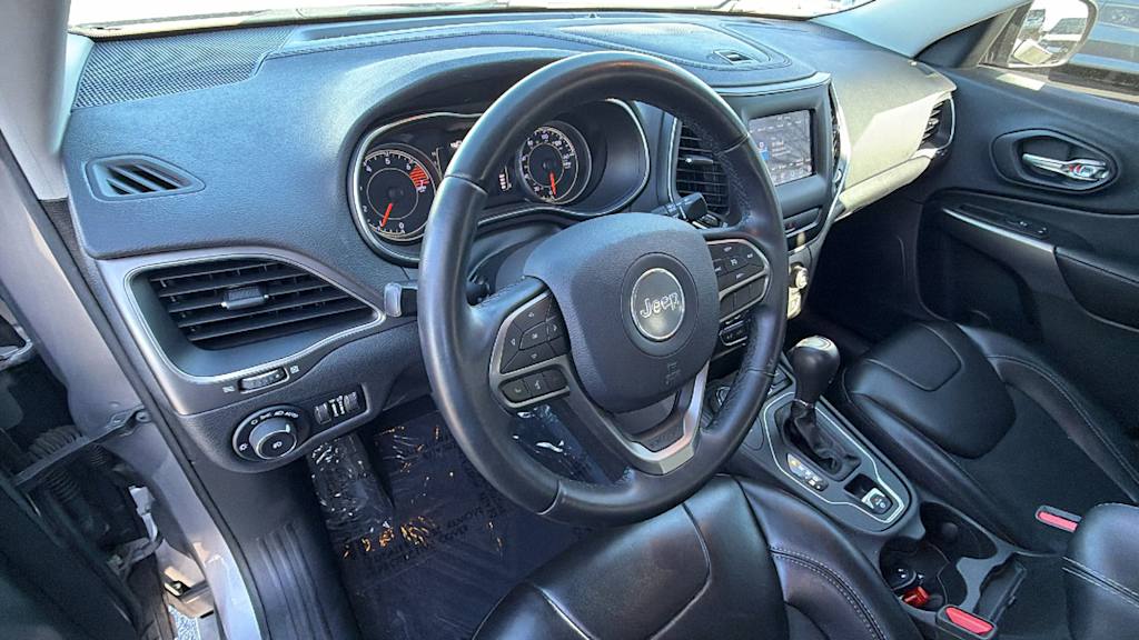 Thumbnail: 2020 Jeep Cherokee - 2