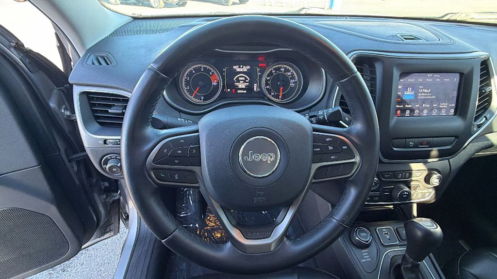 Thumbnail: 2020 Jeep Cherokee - 9