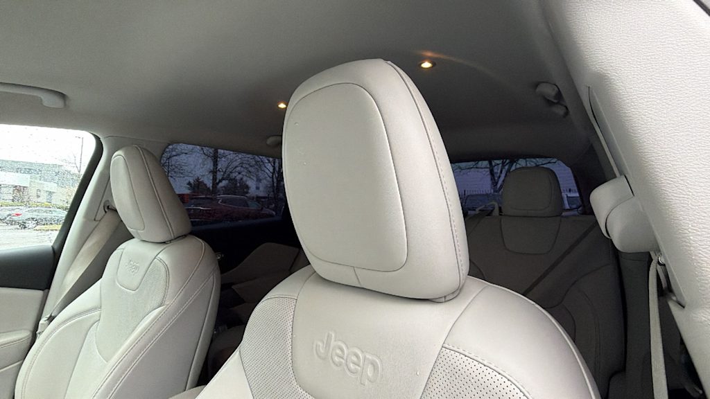 Thumbnail: 2021 Jeep Cherokee - 10