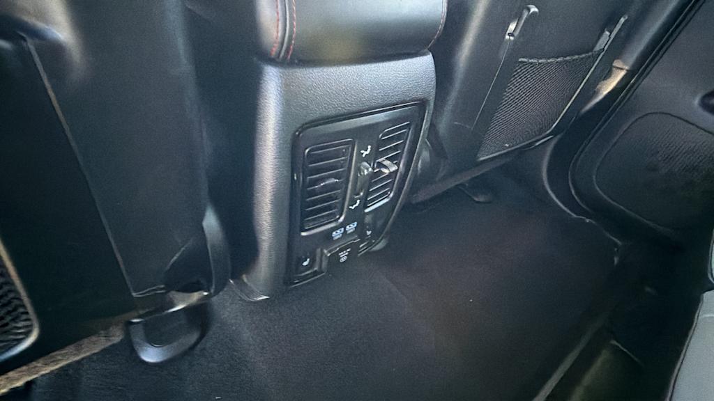 Thumbnail: 2023 Dodge Durango - 30