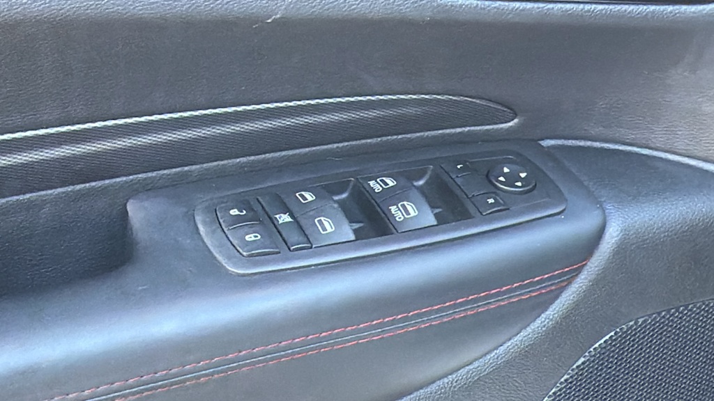 Thumbnail: 2023 Dodge Durango - 28