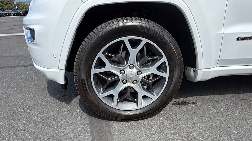 Thumbnail: 2020 Jeep Grand Cherokee - 8