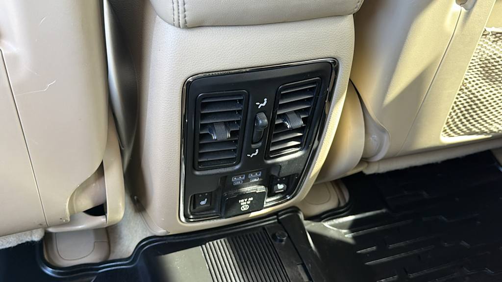 Thumbnail: 2020 Jeep Grand Cherokee - 30