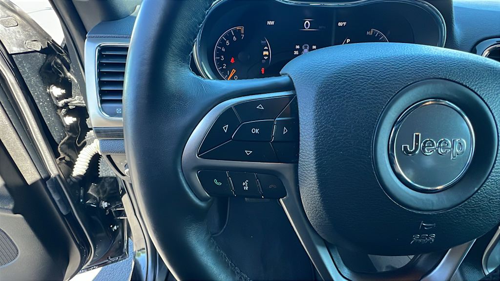 2020 Jeep Grand Cherokee Laredo 26