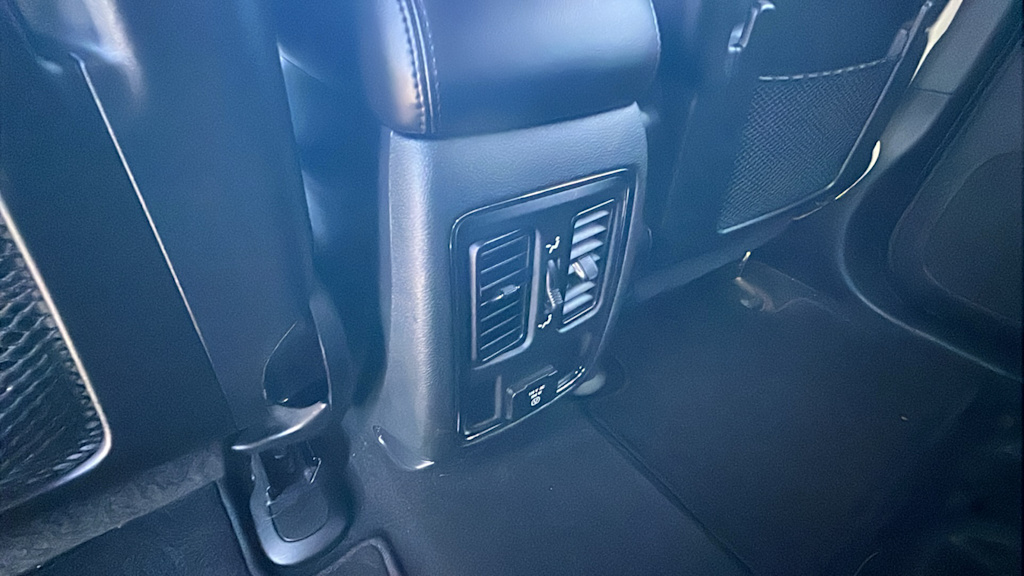 2020 Jeep Grand Cherokee Laredo 7