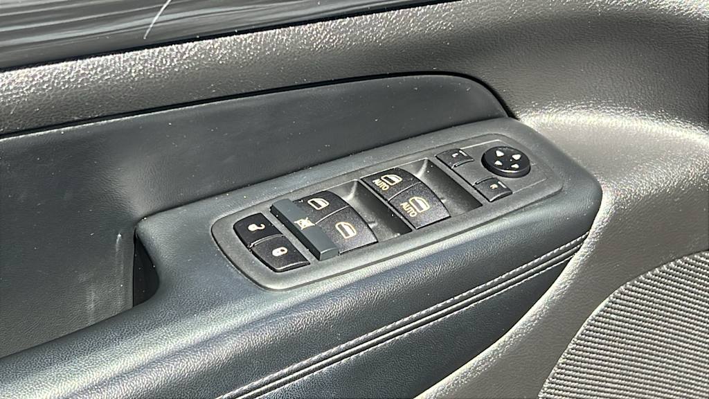 2020 Jeep Grand Cherokee Laredo 28