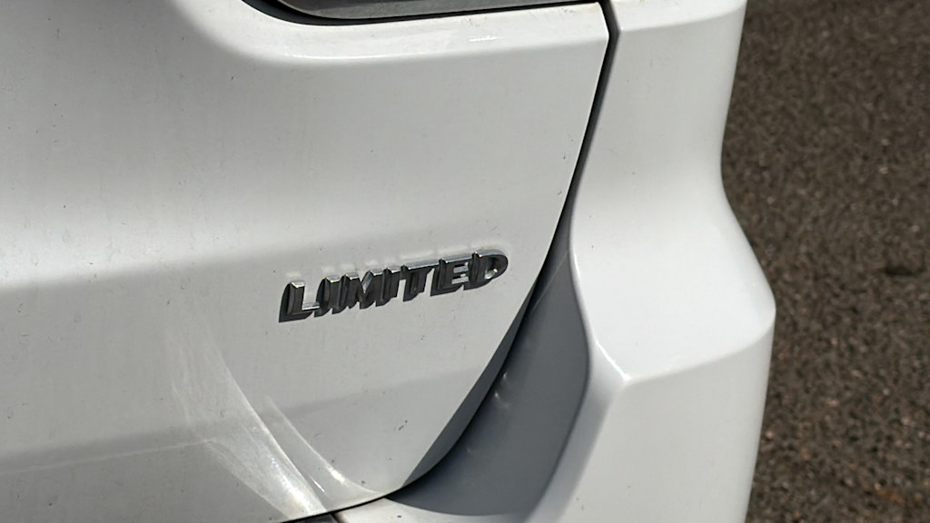 Thumbnail: 2014 Jeep Grand Cherokee - 7