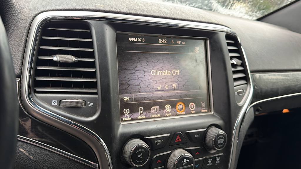 Thumbnail: 2017 Jeep Grand Cherokee - 10