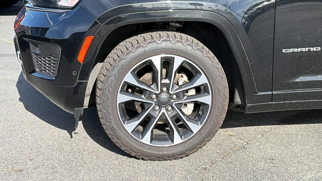 Thumbnail: 2023 Jeep Grand Cherokee - 7