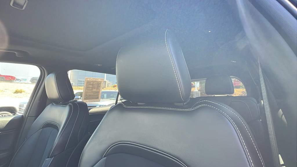 Thumbnail: 2024 Jeep Grand Cherokee L - 21