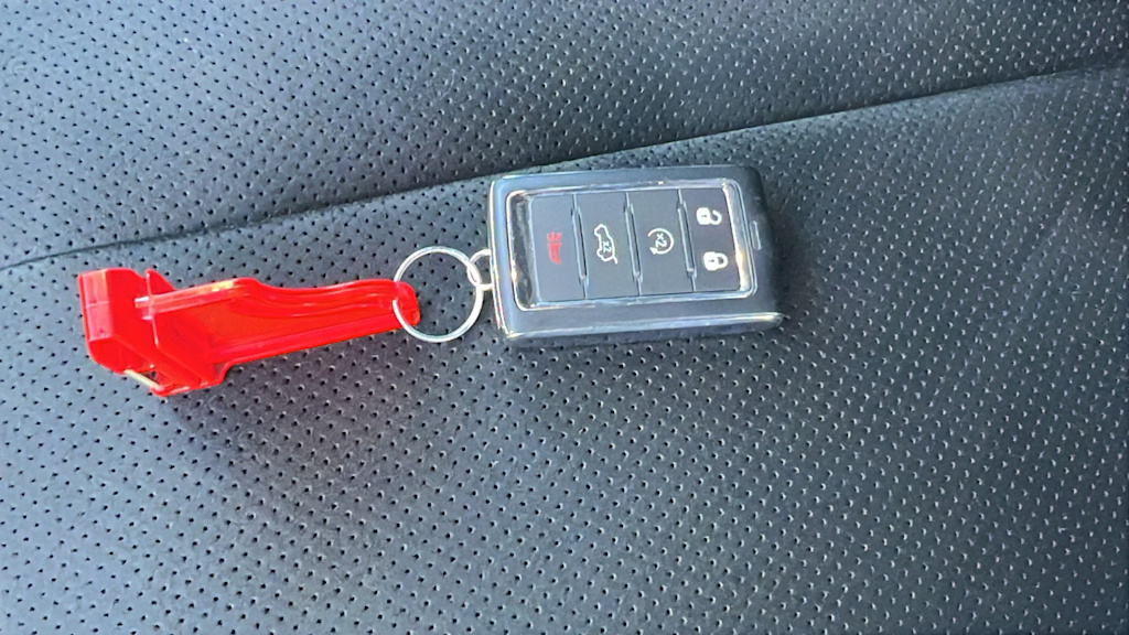 Thumbnail: 2024 Jeep Grand Cherokee L - 16