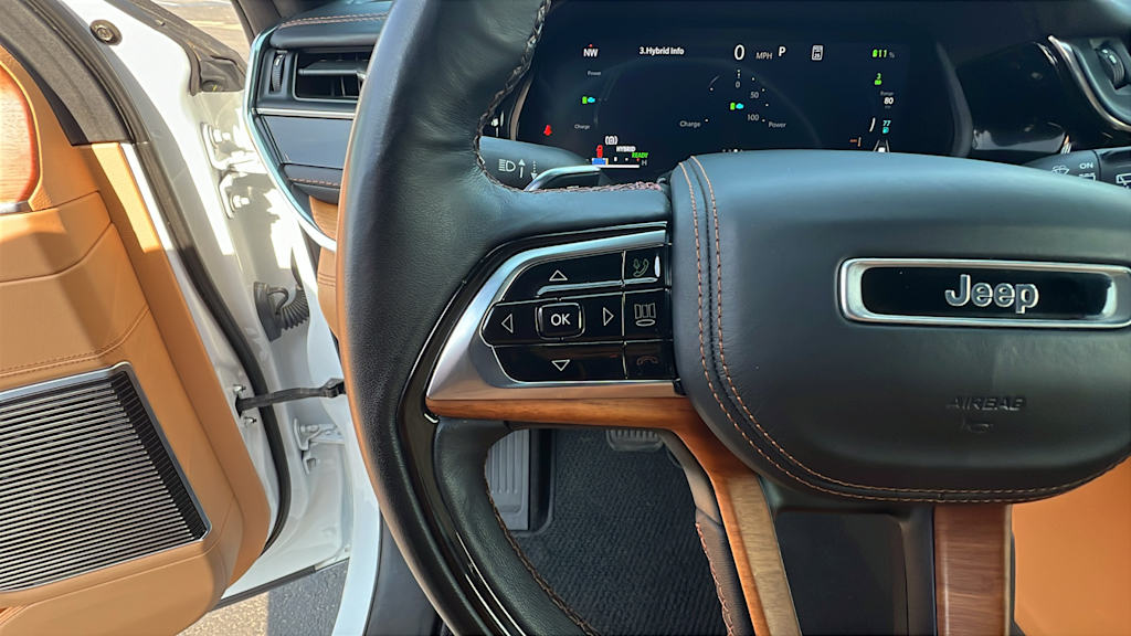 Thumbnail: 2023 Jeep Grand Cherokee - 25