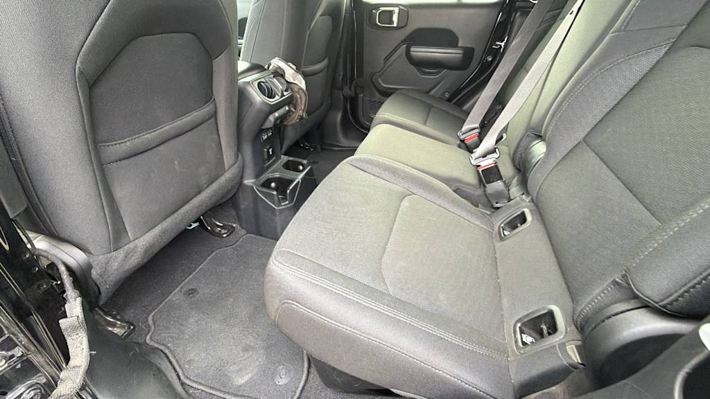 Thumbnail: 2021 Jeep Gladiator - 11