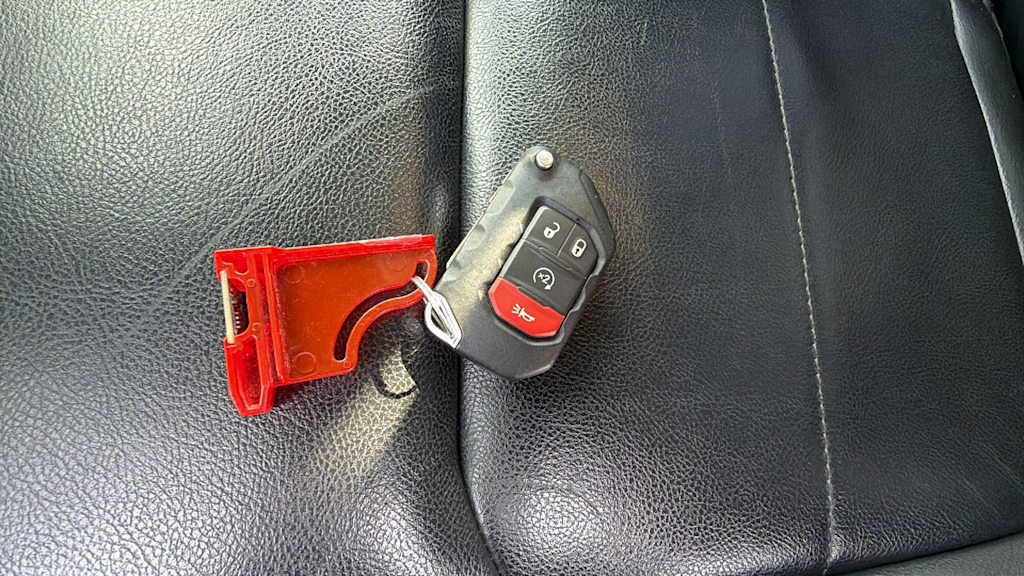 Thumbnail: 2022 Jeep Gladiator - 16