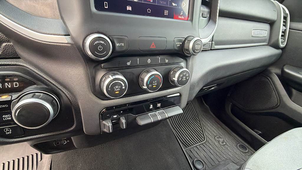 Thumbnail: 2023 RAM 1500 - 21