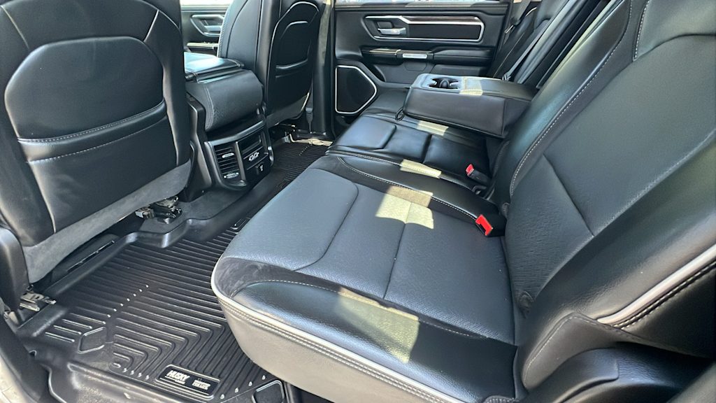 2020 RAM 1500 Laramie 11