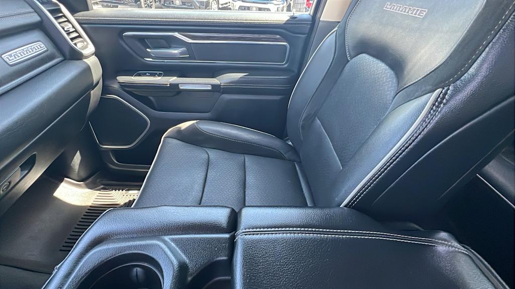 2020 RAM 1500 Laramie 10