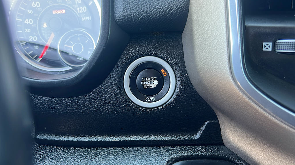 2020 RAM 1500 Laramie 25