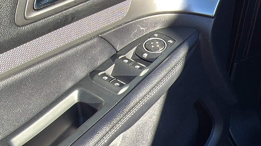 Thumbnail: 2019 Ford Explorer - 27
