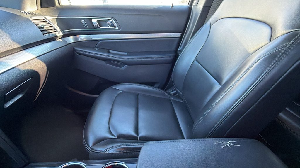 Thumbnail: 2019 Ford Explorer - 11