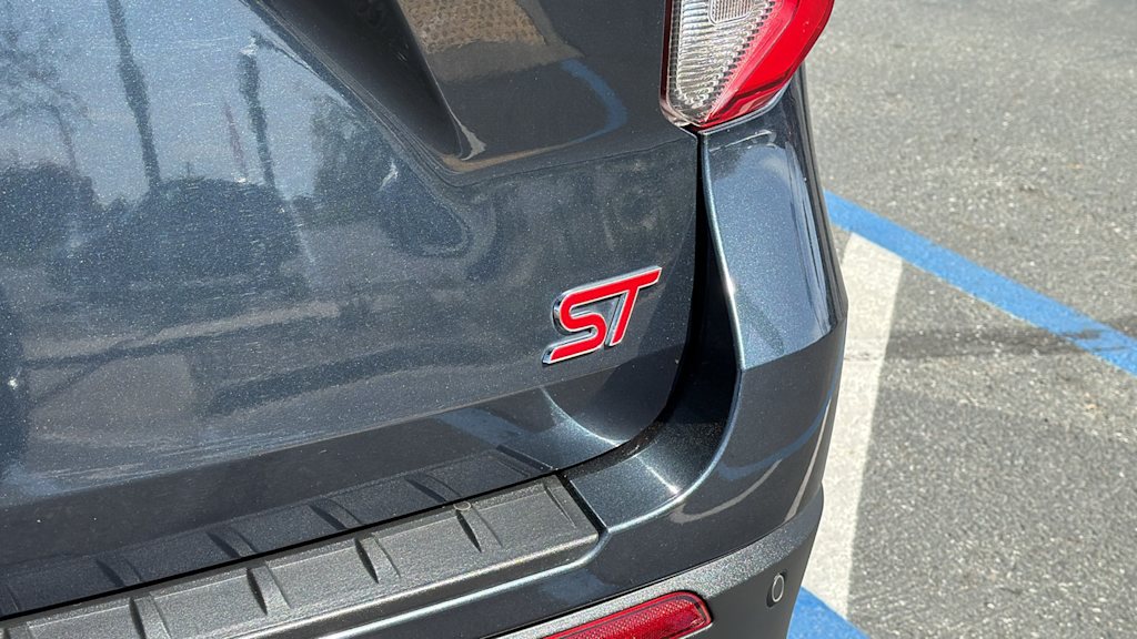 Thumbnail: 2022 Ford Explorer - 7