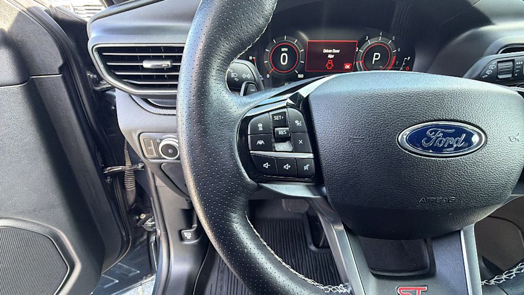 Thumbnail: 2022 Ford Explorer - 26