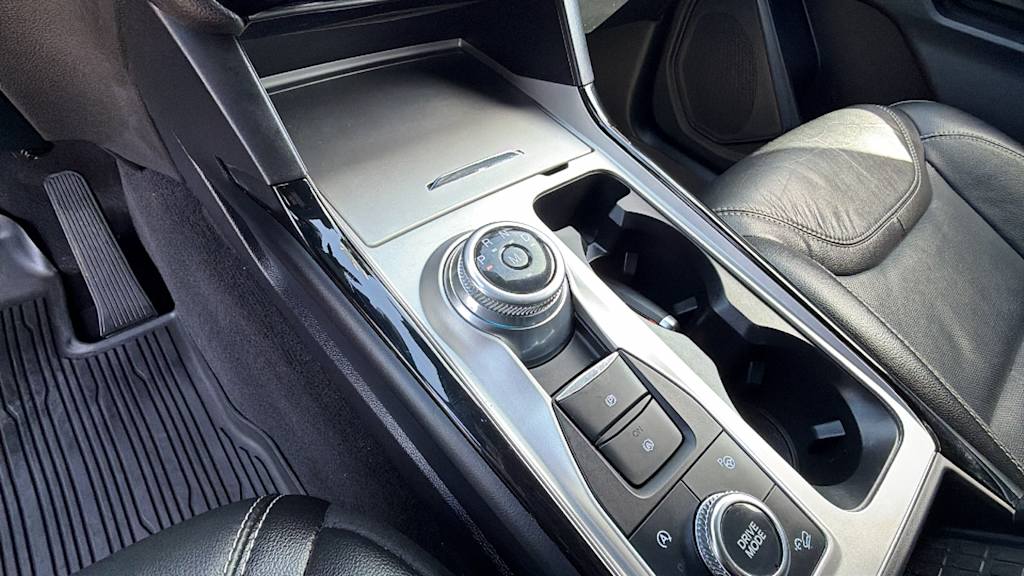 Thumbnail: 2022 Ford Explorer - 15