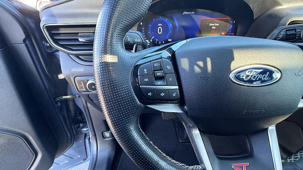 Thumbnail: 2021 Ford Explorer - 13