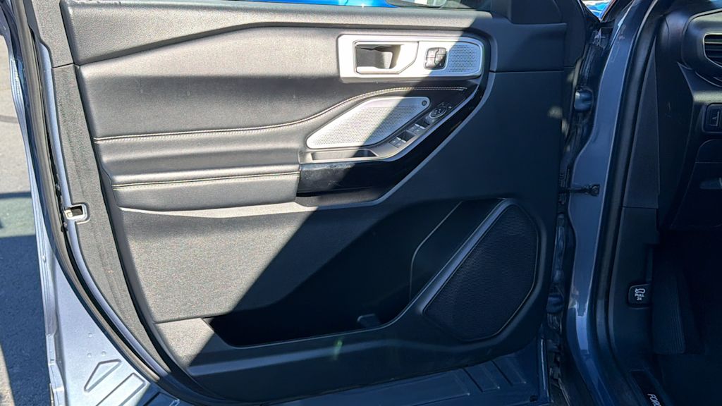 Thumbnail: 2021 Ford Explorer - 29