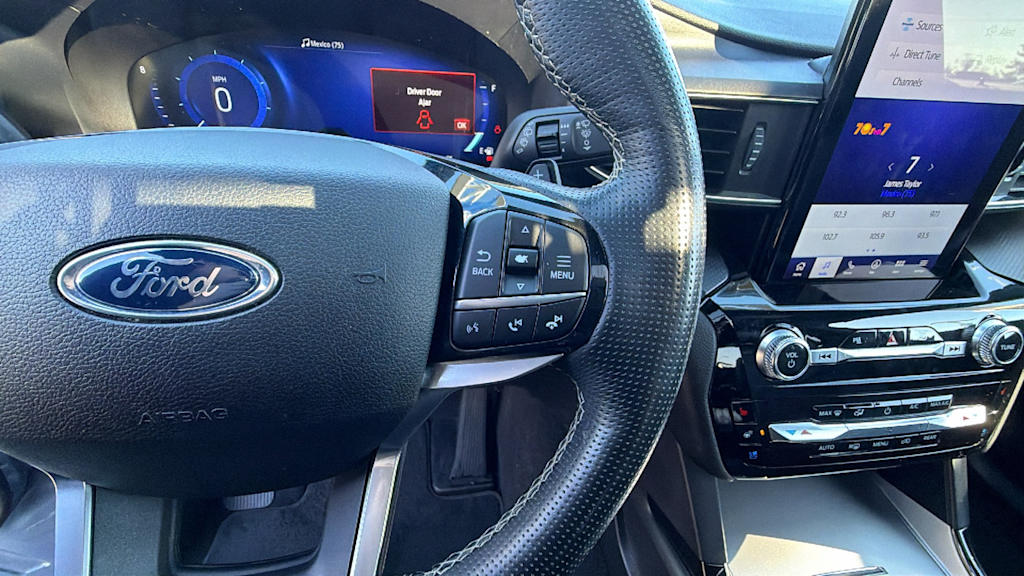 Thumbnail: 2021 Ford Explorer - 27