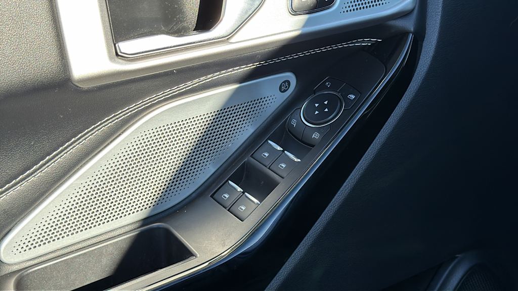 Thumbnail: 2021 Ford Explorer - 28