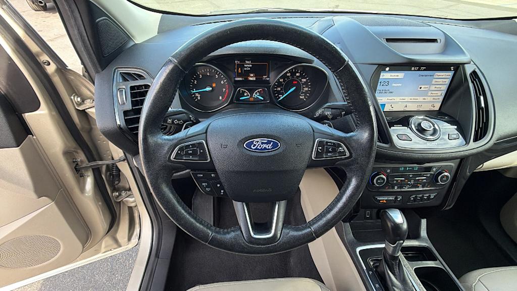 Thumbnail: 2018 Ford Escape - 9