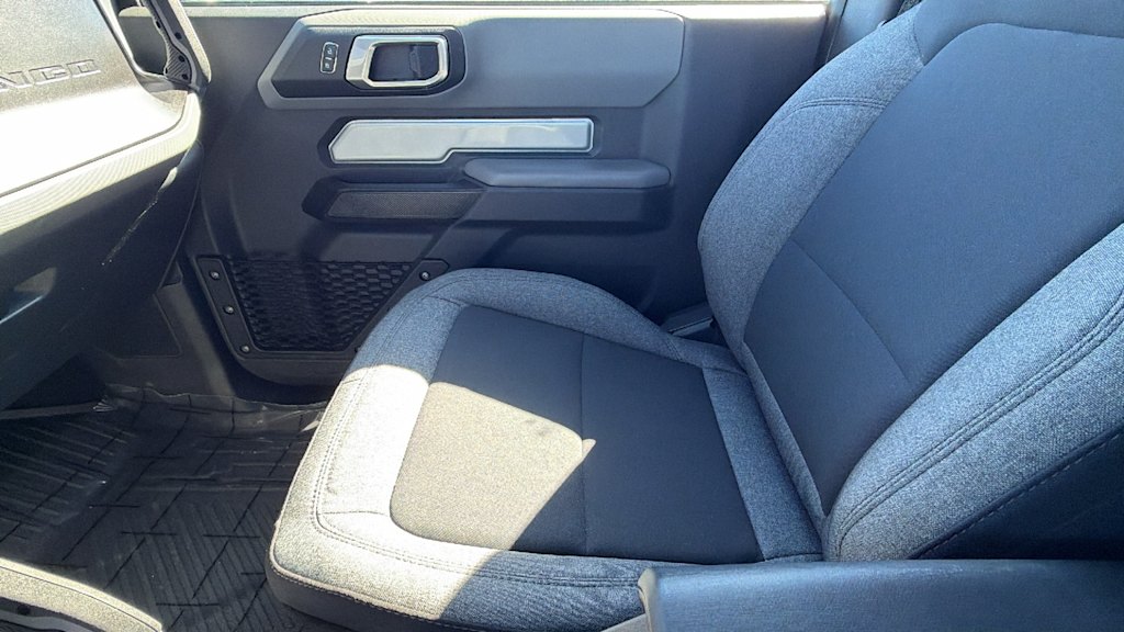 Thumbnail: 2023 Ford Bronco - 11