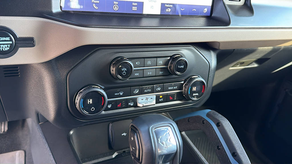 Thumbnail: 2023 Ford Bronco - 21