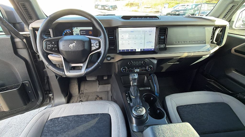 Thumbnail: 2023 Ford Bronco - 11